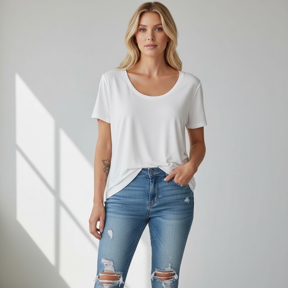 Vici White Scoop Neck Tee Soft Stretch Lightweight Basic Top Large